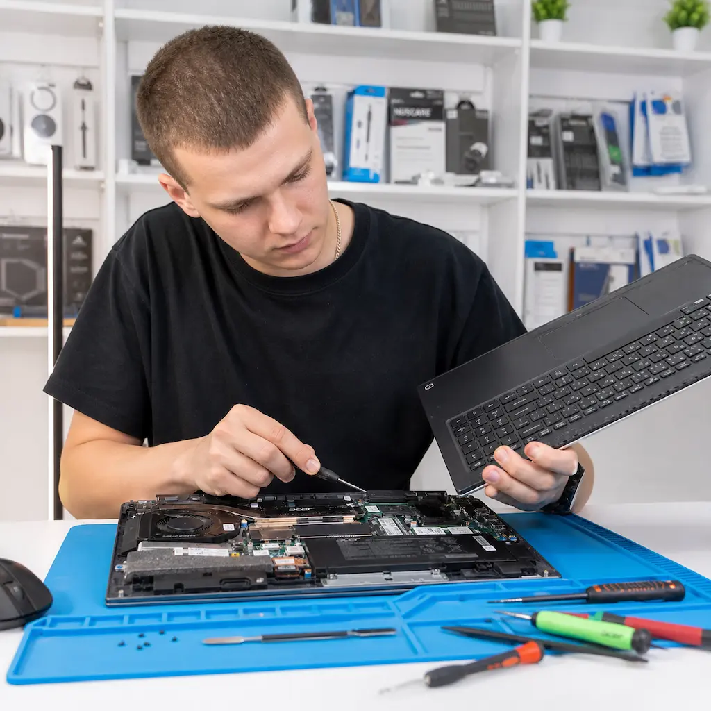 заменить клавиатуру на ноутбуке Acer в Азове