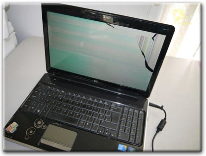 замена матрицы на ноутбуке HP в Азове